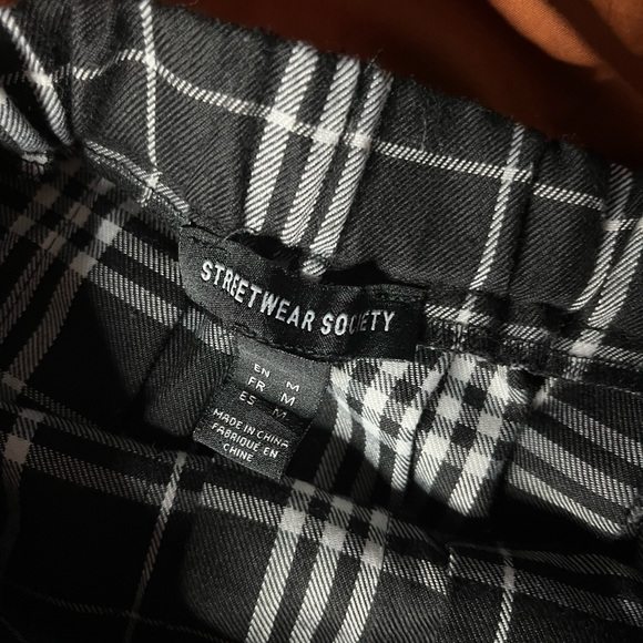 Streetwear Society Plaid Skirt Alternative style - Picture 2 of 2